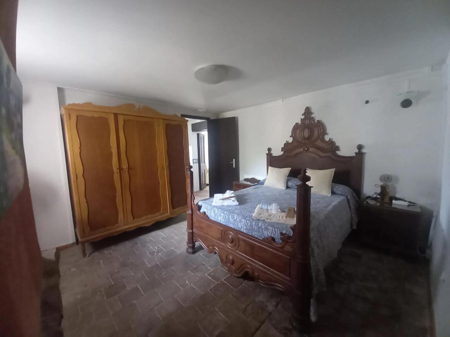 Hostal Rural Mas Blanc San Martín de Centellas Esterno foto